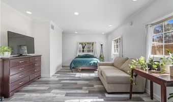 13568 Ottoman St, Arleta, CA 91331
