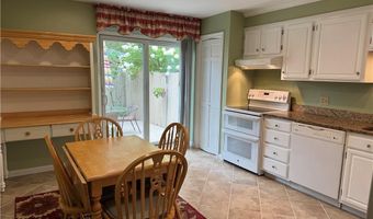 123 Pine Glen Dr, East Greenwich, RI 02818