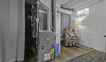 2509 W Liberty St, Ann Arbor, MI 48103