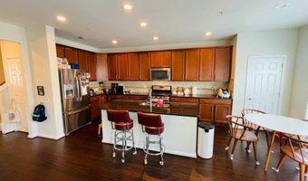 42699 WARDLAW Ter, Ashburn, VA 20147