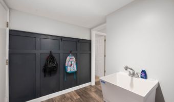 1015 Pebble Ct, Anderson, IN 46013