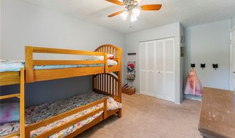 300 Chatham Dr, Aurora, OH 44202