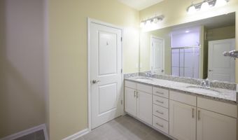 5130 CAMBRIA #101, Alexandria, VA 22304