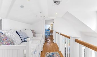 7 Clarkes Village Rd, Jamestown, RI 02835
