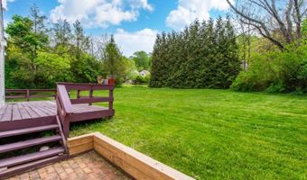 10 Cedar Wax Wing Rd, Allamuchy Twp., NJ 07840