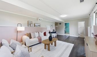 5919 Memphis St, Bel Aire, KS 67220