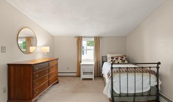 6 Gardner St, Beverly, MA 01915