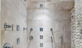 16 Hillside Rd, Cumberland, RI 02864