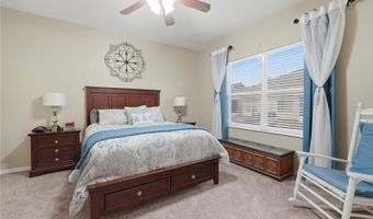 6936 SURREY OAK Dr, Apollo Beach, FL 33572