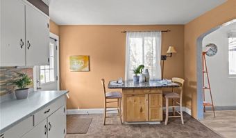 9 Kitchener Rd, Johnston, RI 02919