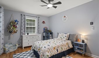 15 Blueberry Ln, Burlington, CT 06013