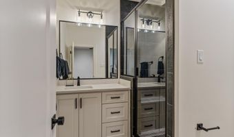 3009 Pine Hill Dr, Benton, AR 72019