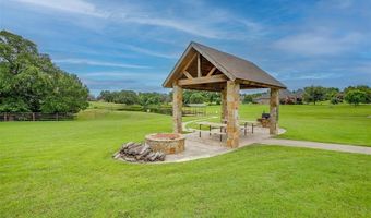 142 Meadow Arbor Dr, Weatherford, TX 76085