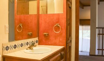 727-18 Tramway Ln NE, Albuquerque, NM 87122