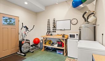 905 BARBRA Ln, Brookings, OR 97415