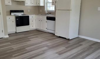 3670 Highland Dr, Ayden, NC 28513