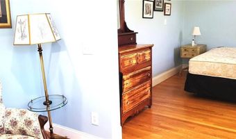 146 Lexington Ave, Cranston, RI 02910