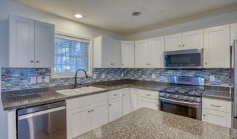 51 LULU Ln, Dover, DE 19901