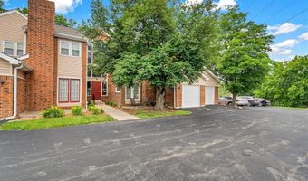 1308 Holgate Dr G5, Ballwin, MO 63021