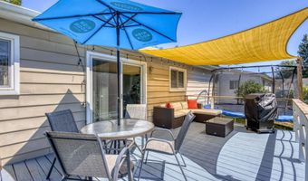 1113 Summer St, Algonac, MI 48001