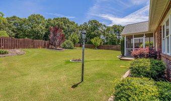 821 E Golden View Ln, Boiling Springs, SC 29316