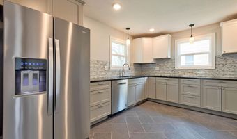 425 Q St, Bedford, IN 47421