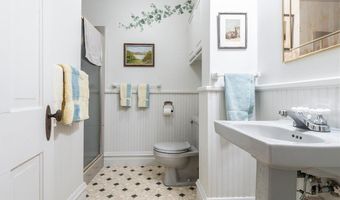 922 Fillmore St, Alexandria, MN 56308
