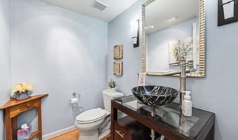507 Woodgrove Dr 31, Ann Arbor, MI 48103