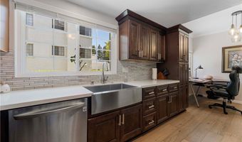 16470 Avenida Venusto B, San Diego, CA 92128