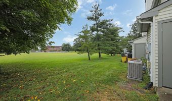 2 VILLAGE Ct, Audubon, NJ 08106