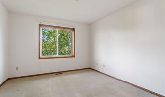 13136 Vintage St NW, Coon Rapids, MN 55448