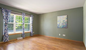 934 Tony Dr, Madison, WI 53704