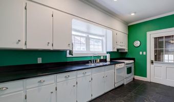 1609 Jordan St, Camden, SC 29020