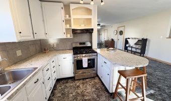 901 Maple St, Atlantic, IA 50022
