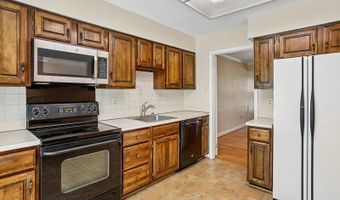 5194 KIMSCOTT Ct, Annandale, VA 22003