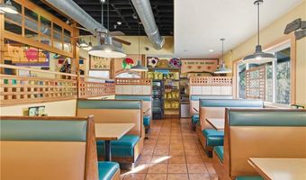 651 W Main Rd, Middletown, RI 02842