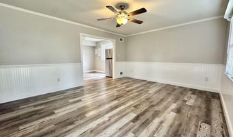 18 Starboard Ave, Barnegat, NJ 08005