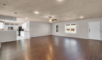 605 Cambridge Dr, Altus, OK 73521