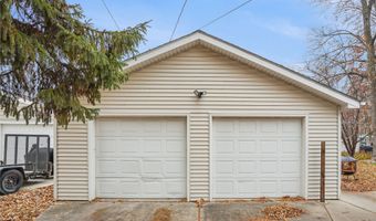 515 SW Southlawn Dr, Ankeny, IA 50023