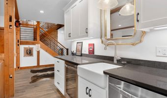25551 885th Ave, Austin, MN 55912