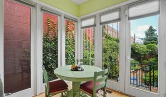 628 A St NE, Washington, DC 20002