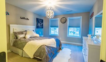 4061 Secretariat Ln, Bargersville, IN 46106