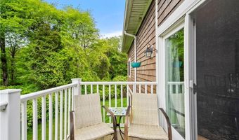 21 Starr Dr 207, Narragansett, RI 02882