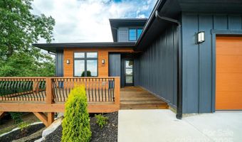 157 Meadow Breeze Rd, Arden, NC 28704