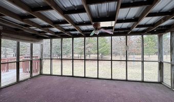 922 Elk Ave, Adams, WI 53910