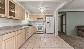 15683 Keppen Ave, Allen Park, MI 48101