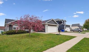 1415 Deerfield Dr, North Liberty, IA 52317