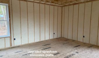 49 Woodbrey Ln, Standish, ME 04084
