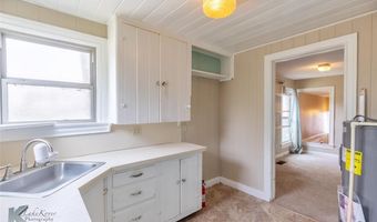 835 Comanche Trl, Abilene, TX 79601