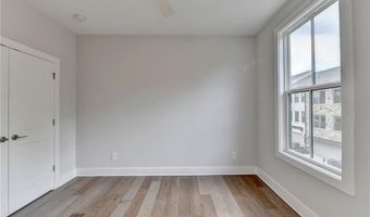 375 Chiswick Cir, Alpharetta, GA 30009